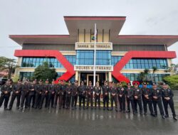 29 Personel Polres Kotabaru Terima Penganugerahan Tanda Kehormatan Pengabdian 