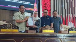 Pemkab Kotabaru Sampaikan KUA-PPAS 2027 dan 3 Raperda Prioritas Pada Rapat Paripurna DPRD