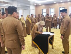 Perkuat Struktur Birokrasi, Wakil Bupati Kotabaru Lantik Pejabat Eselon III dan IV