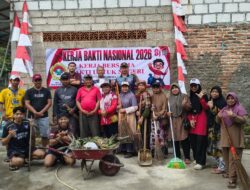 Sambut HUT ke-81 RI, PC LDII Kintap Gelar Kerja Bakti Nasional di Tempat Ibadah