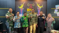 Melalui Talkshow RGS 102 FM, Dandim 1004/Kotabaru Paparkan Capaian Pembangunan Infrastruktur Teritorial