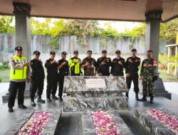 Perkuat Sinergi dan Jiwa Nasionalisme, SENKOM Jebres Hadiri Ziarah TMP Kusuma Bhakti Pucangsawit