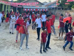 Sambil Pungut Sampah, Warga LDII Desa Tarjun Kobarkan  Semangat HUT Ke – 81 RI lewat Jalan Sehat dan Senam Kebangsaan