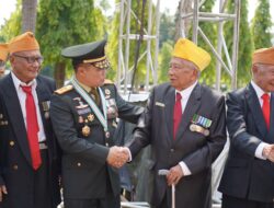 Pangdam XIX/Tuanku Tambusai Hadir di Upacara HUT Ke-81 RI, Momen Khidmat Pecah di Jantung Pekanbaru