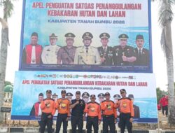 SENKOM Mitra Polri Kabupaten Tanah Bumbu Ikuti Apel Karhutla di Halaman Kantor Bupati