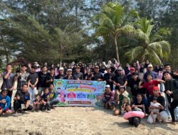 Bangun Keharmonisan Keluarga, PAC LDII Tarjun Gelar Lomba Unik di Pantai Jo Cemara